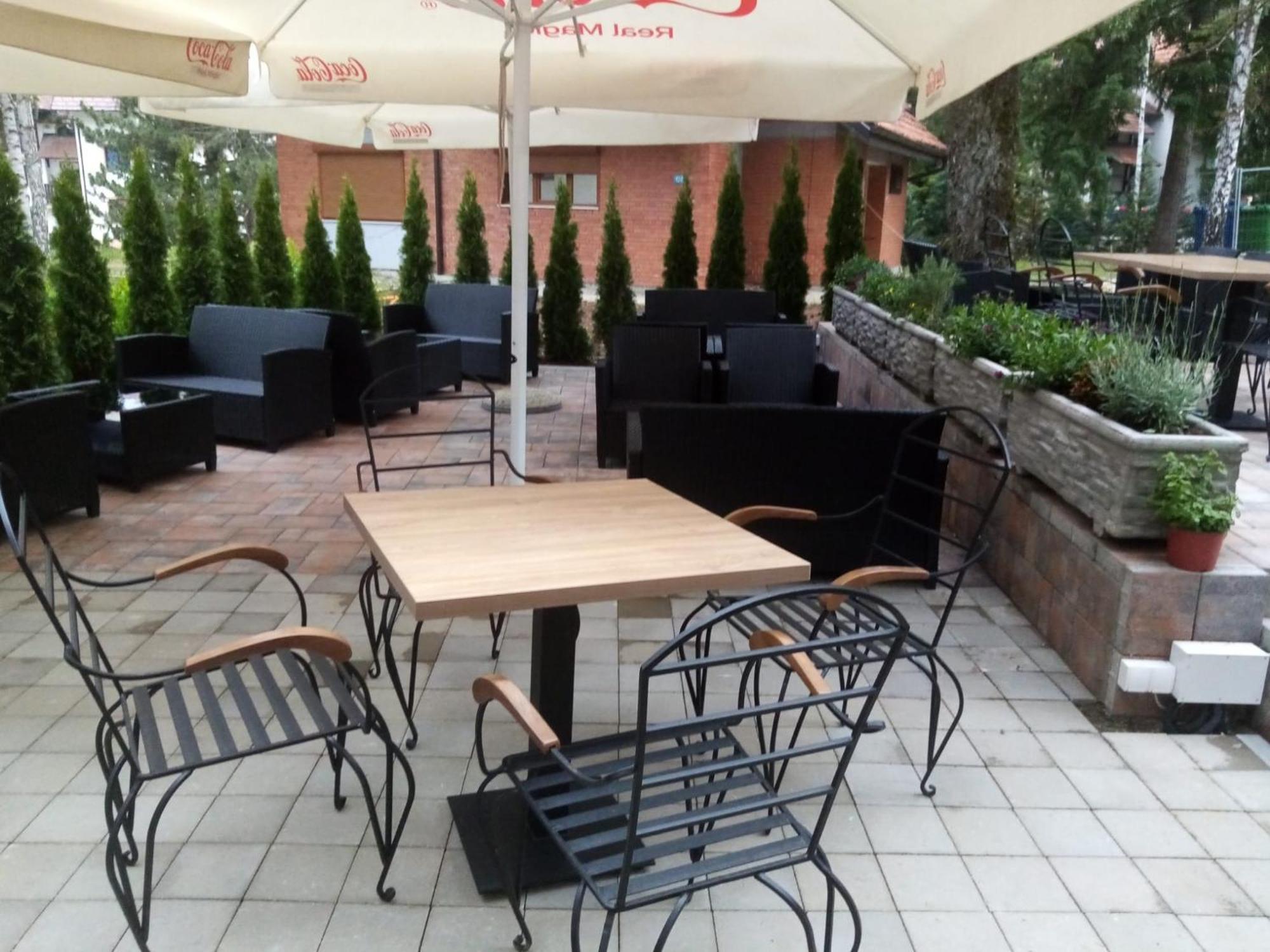 Mans Lux 8 Apartman Zlatibor Exteriör bild